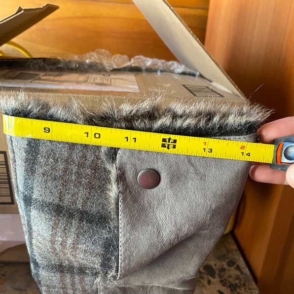 Just Fab NWOT McKenna, faux suede, fold-over boots - Picture 10 of 13